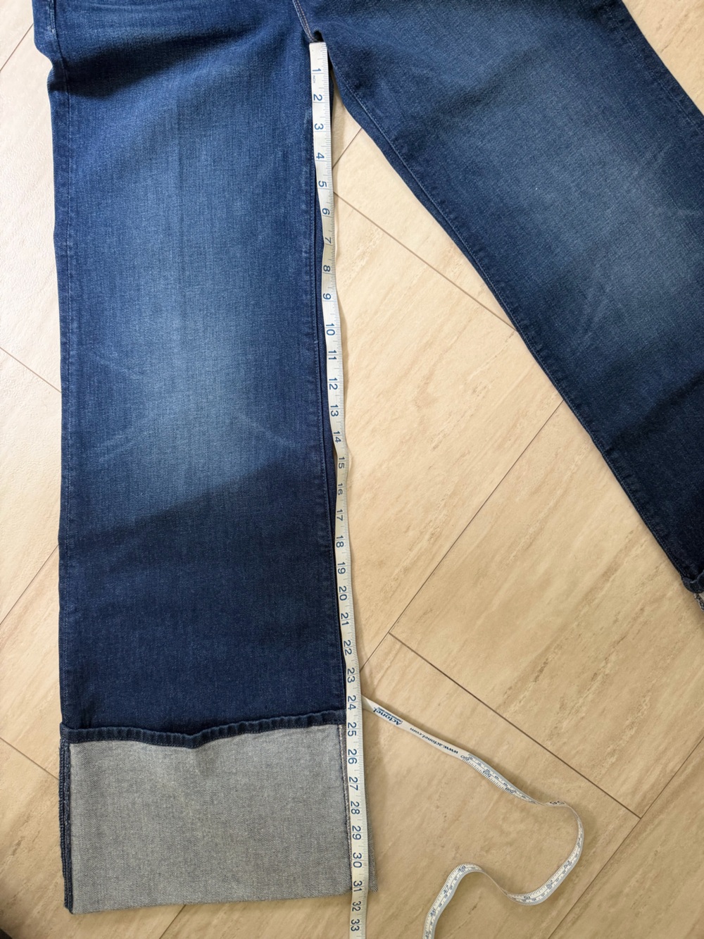 MOTHER High Rise Wide Leg Jeans in Dark Indigo with Contrast Cuffs - Picture 15 of 15